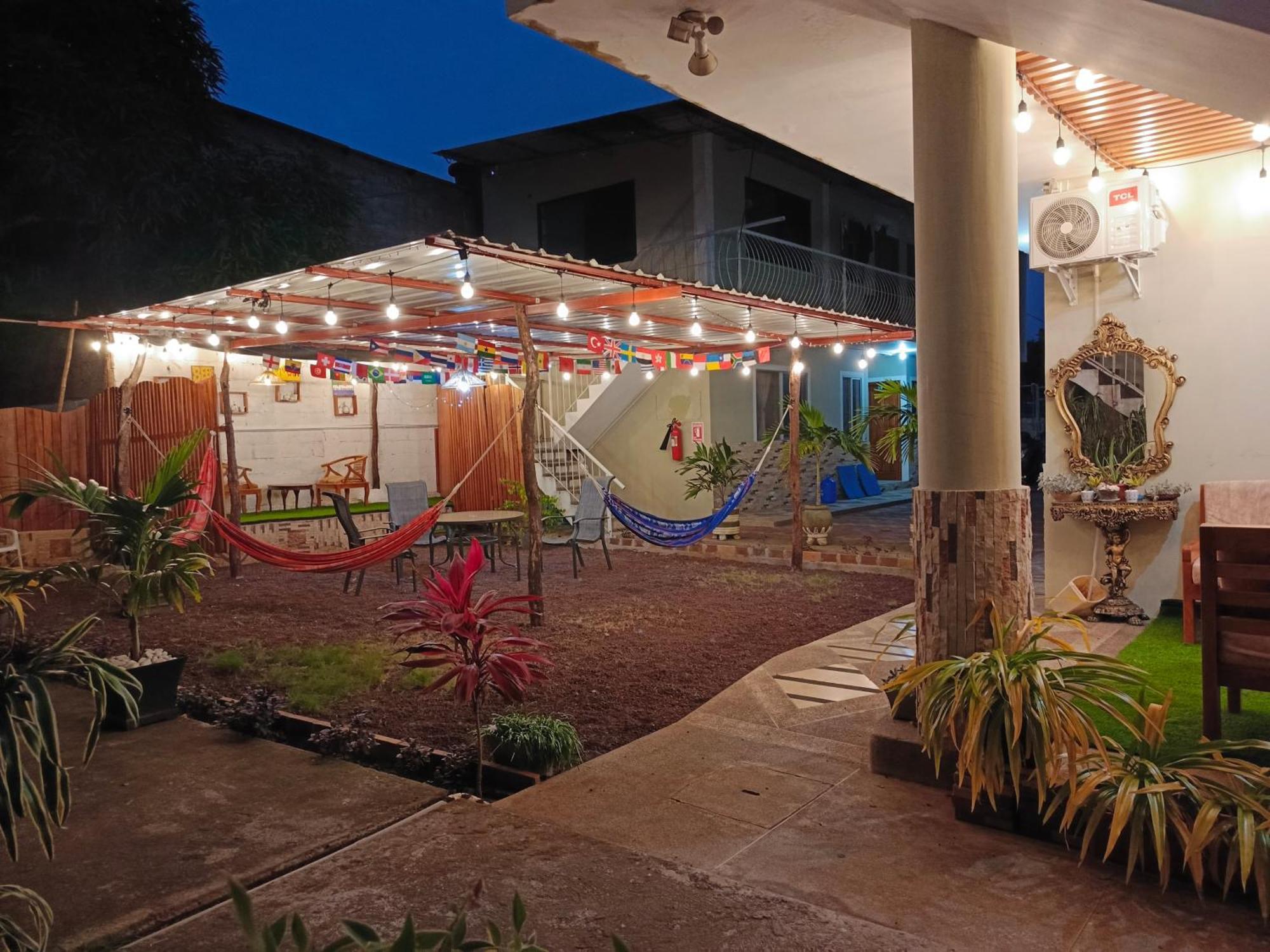 Teresita'S House Suites Con Cocina Privada Puerto Baquerizo Moreno Exterior foto